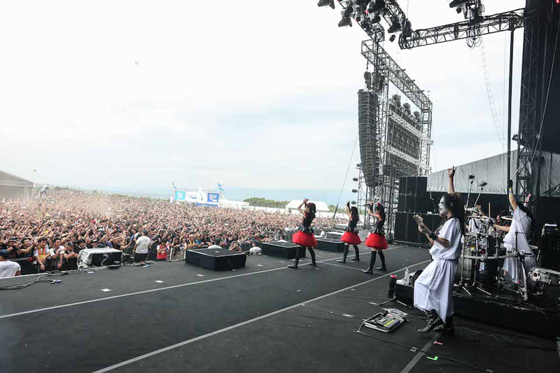 コレクション babymetal dvd レンタル