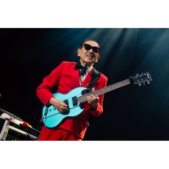 高中正義、51年振りに英国凱旋 ワールド・ツアー初日ロンドン公演で5000人のオーディエンスが熱狂の渦に