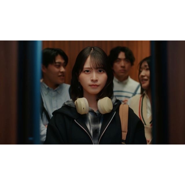 「サムライマック」のCM「普通のマックじゃ物足んねえ。」篇で堺雅人と共演している女性は?