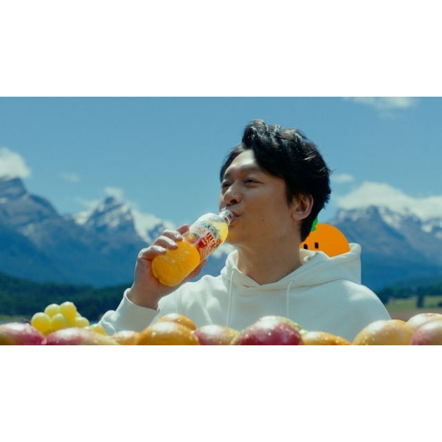 香取慎吾出演、「サントリー天然水 きりっと果実」のCM「出会ったね」篇で流れる曲は?