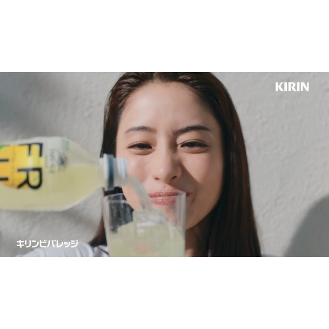 石原さとみ出演、「キリン iMUSE フルーツリフレッシュ」のCMで流れる曲は?