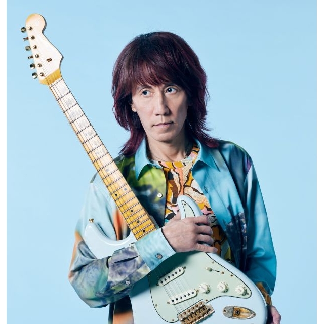 角松敏生、デビュー45周年を記念して行われた横浜アリーナ公演の模様を3部に分けてWOWOWで独占放送・配信
