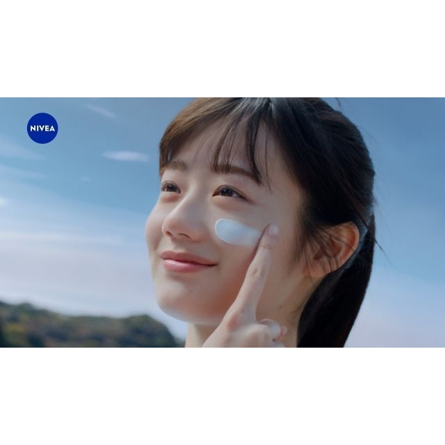中島瑠菜出演、「ニベアクリーム」のCMで流れる曲は?