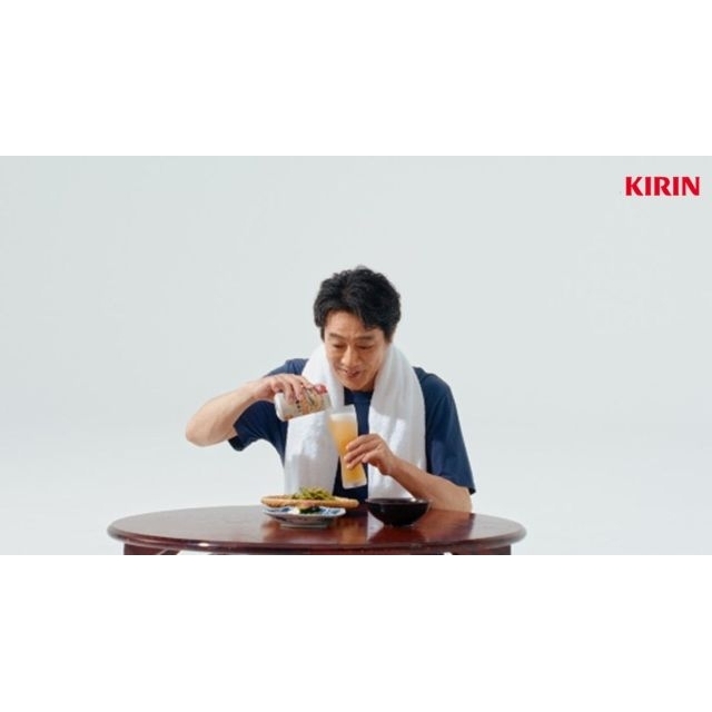 堤真一&賀来賢人&小芝風花&有村架純出演、「キリン一番搾り生ビール」のCM「登場」篇で流れる曲は?