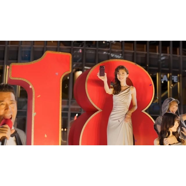 NTTドコモのCM「iPhone『ポインコとカウントダウン』」篇に出演している女性は?