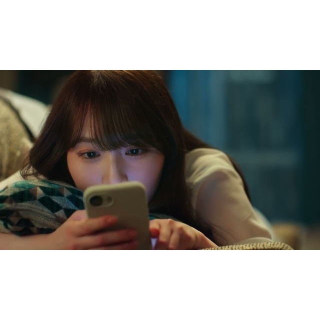 サントリー「翠ジンソーダ」のCM「私の聖域」篇に出演している女性は?