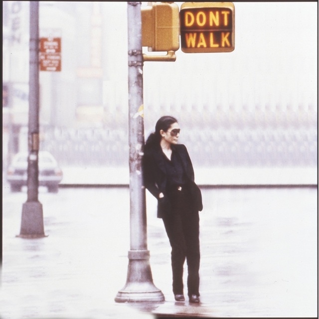 ヨーコ・オノ、ジョン・レノンの死後7ヵ月に発表された『シーズン・オブ・グラス』の45周年記念盤を発表