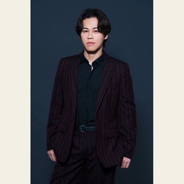 『CDは売らない』伝説の演歌歌手・萬みきおと若手演歌歌手・伊達悠太に浮上した共通の血縁関係とは